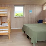 Well-maintained With Panoramic Views Of Begtrup Bay Сasa de vacaciones