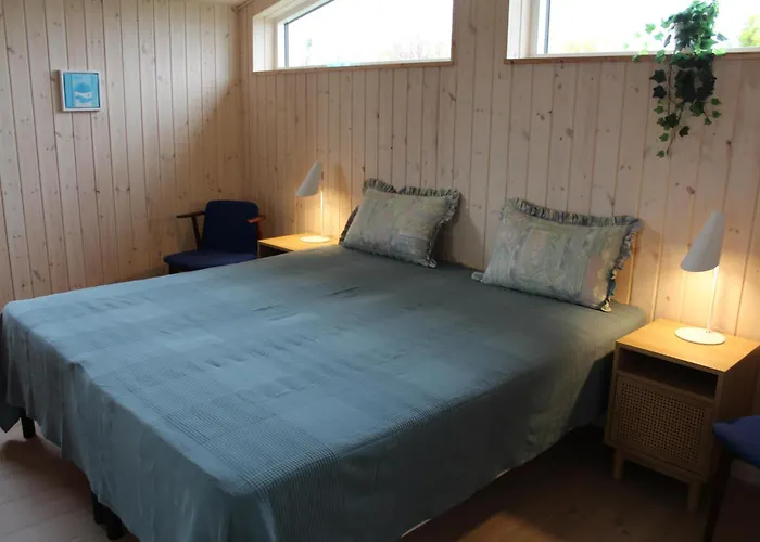 Сasa de vacaciones Well-maintained With Panoramic Views Of Begtrup Bay Knebel